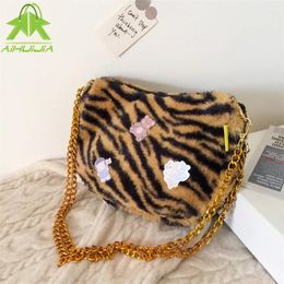 Shoulder Bags Winter Leopard Cow Pattern Women High Capacity Cartoon Pictures Messenger Bag Fashion Female Plush Crossbody