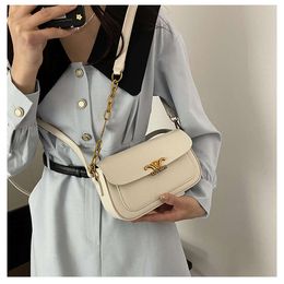 Tote Designer Sells Branded Women's Bags at 50% Discount Womens Crossbody Bag Fashionable and Versatile Style Single Shoulder Small Square New Triumphal with High