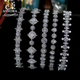 Wedding Hair Jewelry Fashion Cubic Zirconia Crystal Headbands for Women Wedding Hair Accessories Crowns Bride Hair Jewelry Party Pearl Tiaras Gift L46