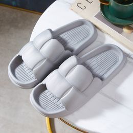 Fashion Man Indoor Slippers Home Slides Grey Bathroom Shoes for Men