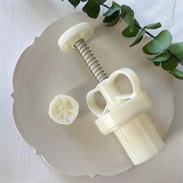 Baking Moulds Mold Mini 20g Utensils Hand Pressure Tool Pastry Press 3.5 3.5cm Cake Tools Household