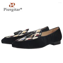 Casual Shoes Piergitar 2024 Men Loafers Velvet Stitching Knit Man's Handmade Tassel Male Smoking Slippers Man Flats Plus Size