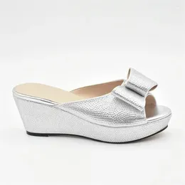 Dress Shoes Latest Design Summer Slippers Wedding Bride Cristal Women Comfy Platform Sandal Spring Elegant