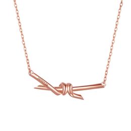 Designer's High version Brand bow necklace for women S925 sterling silver niche design high-end plated 18K rose gold lock bone chain NHNE