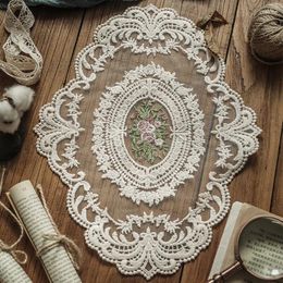 Table Cloth 1PC Elegant Handmade Crochet Embroidered Fabric Hollowed Cover Wedding Decor