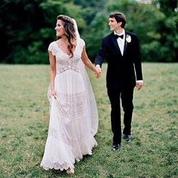 Dresses Graceful Lihi Hod Boho Lace Wedding Dresses Country Garden A Line Wedding Gown Bohemian Bridal Party Gown Backless Bridal Dress Cu