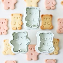 Baking Moulds 3Pcs/Set Bear Biscuit Cartoon Valentine's Day 3D Mould Children's Pattern Animal Shape Frosting Cookie Cutter Tool