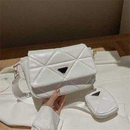 2024 New Designer womens crossbody shoulder can be and mixed batches simple rhombic lattice strap three in female steamed stuffed bun mother bag