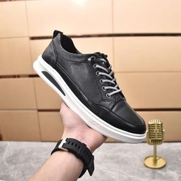 Casual Shoes Full Grain Leather Men Breathable Designer Loafers Spring Autumn Luxury Sewing Handmade Black White