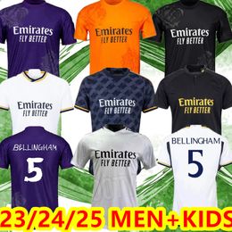 S-4XL 23 24 25 Bellingham Futbol Formaları Real Madrids 2023 Vini Jr Mbappe Camavinga Rodrygo Rudiger Modric Kroos Tchouameni Valverde Erkekler Çocuk Gömlek Üniformaları 888