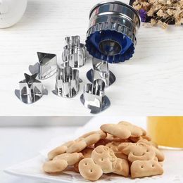 Baking Moulds 7 Pcs/Set Cookie Cutters Set DIY Mould Stainless Steel Biscuit Eco-Friendly Cake Fondant Mould