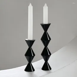 Candle Holders Modern Style Holder Table Decoration Simple Solid Creative Endless Column Wooden Candlestick Log Carving Desk Ornament
