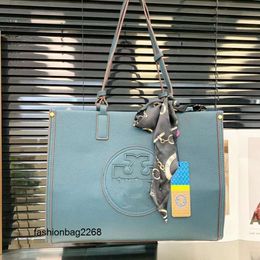 Geschäftsexport Designer Handtasche Neue Mode All-in-One Solid Color Damen Handheld Crossbody Bag Fashion Tote Bag Umhängetasche Einkaufstasche