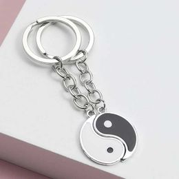 Keychains Lanyards Yin Yang Tai Chi Keychain BFF Best Friends Couple Matching Sets for Women Men Keyring Gift Q240403