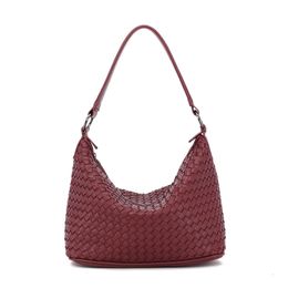 2023 New Ladies Shoulder Bag Woven Sling Women Wholesale Price Purses and Handbagsigh Quality
