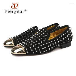 Casual Shoes Piergitar 2024 Handmade Men Suede With Front Gold Buckle And Spikes Smoking Slipper Plus Size Men's