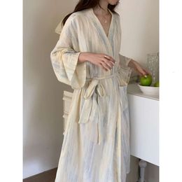 Korean Version of Instagram Style Minimalist Oil Painting Striped Pajamas Women with A High-end and Elegant Temperament. Summer Thin Home Clothing for External