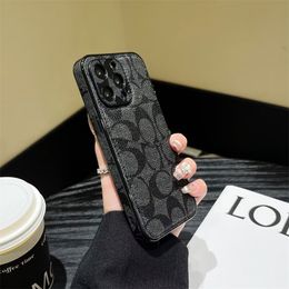 Designer Fashion Phone cases for iPhone 14 pro max 15promax 15pro 13 12 Pro Max 11 X XS XR XSMax PU Leather Embossing Case Luxury P band Design Shell with Card Holder Cases