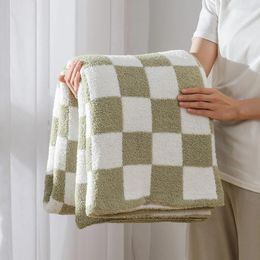 Blankets 130x160cm Home Checkerboard Plush Knitted Sofa Blanket Air-conditioning Small For Birthday And Anniversaries Gifts