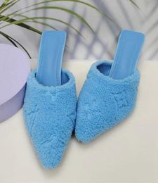Sandals 2021 Autumn Winter Warm Plush Slippers Outside Shoes Slipon Mules Casual For Lady High Heel4277404