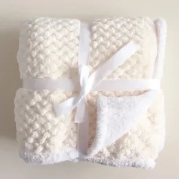 Blankets Born Thermal Fleece Blanket Soft Swaddle Envelope Wrap Bedding Baby Swaddling Infant Quilts Pineapple Plaid