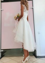 High Low Short Wedding Dresses Sleeveless Jewel Neck Beads Sequins Appliques Lace Short Front Long Back Bridal Gowns6875199