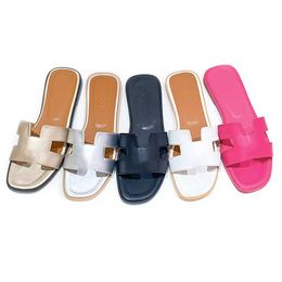 Designer Classic Slides Sandal Slipper Ladies Soft PU Leather Casual Flat Slide Luxury Summer Lady Flip Flops Household Shoes