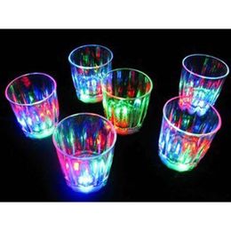 Stanleliness Colourful Led Cup Flashing Shot Glass Led Plastic Luminous Cup Neon Cup Birthday Party Night Bar Wedding Beverage Wine flash small cup GP74