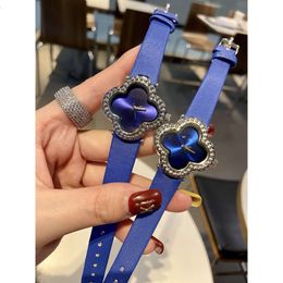 vans womenwatch Cleefly Fashion Van Luxury Women Watch Wristwatch Four Leaf Grass Decoration Bracelet high quality watch women Valentines Day gift womenwatch GDAL