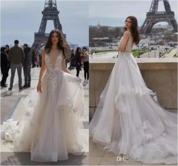 2024 Sexy Wedding Dresses Deep V-Neck 3D Lace Floral Boho Bridal Gowns Sleeveless Sweep Train Tulle Summer Wedding Gowns