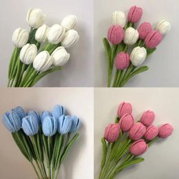 Decorative Flowers 1PC Crochet Tulips Flower Hand-knitted Artificial Bouquet Fake For Home Vase Decoration Christmas Year Gifts