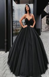 Black Ball Gown Wedding Dresses Strapless Neck Pleated Bridal Dress Floor Length Organza Puffy Wedding Gowns20197350816