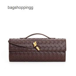 Clutch Bag Fashionable Lock Women Shoulder Bags Buckle Bottegs Venetass Andiamo Long Handmade Cross Woven Single 2024 New Hardware Lady ZK6R