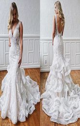 Elegant Lace Mermaid Wedding Dress Sexy VNeck Open Back Bridal Gowns 2019 Appliques Ruffles Bridal Wedding Gown Sweep Train Robe 1666446