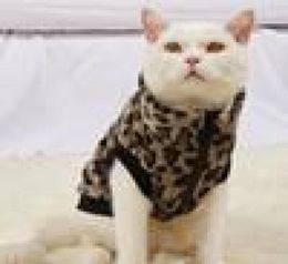 Dog Apparel Cat Costumes Pet Clothes Winter Warm Dogs Vest Coat Clothing Cute Leopard Print Pattern Wool Knitting Cotton Pullover5231041