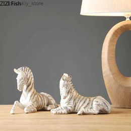 Arts and Crafts Creativity Resin Animal Ornaments Simulation Zebra Sittin Zebra Imitation Wood rain Home Decoration Handicraft FurnishinsL2447