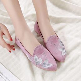 Casual Shoes Lotus Chinese Style Embroidered Cloth Women Ink Painting Comfortable Breathable Flat 35-41