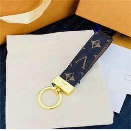 Classic Leather Keychain Women's Luxury Keychain Men's Designer Keychain Fashion Car Cute Frenchie Brand Chain2024