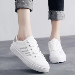 Fitness Shoes 2024 Leaves Pattern Casual Women Sneakers Autumn White Sneaker Platform Med Heel Ladies Comfortable Vulcanized