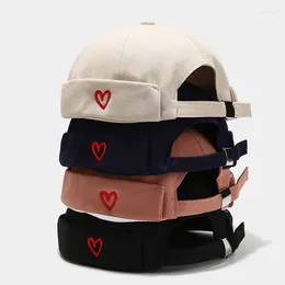 Berets Fashion Vintage Heart Embroidery Beanies Cap Unisex Outdoor Skullies Docker Hats Mens Women Melon Caps Hat