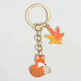 Keychains Lanyards Cute Enamel Keychain Maple Leaves Fox Key Ring Animal Chains Souvenir Gifts For Women Men Car Keys DIY Handmade Jewellery Q240403