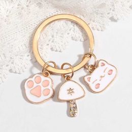 Keychains Lanyards Cute Enamel Keychain Cat Paw Mushroom Key Ring Footprint Chains Animal Gifts For Women Men Handbag Accessorie DIY Jewelry Q240403