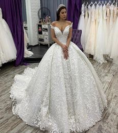 Beautiful Lace Ball Gown Wedding Dresses 2019 Puffy Skirt Off The Shoulder Saudi Arabia Ivory Plus Size Wedding Dress Bridal Gowns1702699