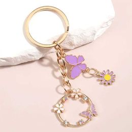 Keychains Lanyards Cute Enamel Keychain Butterfly Flower Key Ring Garden Chains Souvenir Gifts For Women Girls Handbag Accessorie DIY Jewelry Q240403