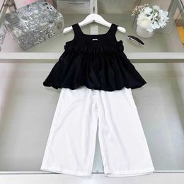 Brand baby tracksuits girl summer suit kids designer clothes Size 100-140 CM Suspended top and solid elastic waist pants 24April