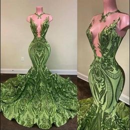 Luxury African Sparkly Olive Green Mermaid Prom Dresses Jewel Neck Illusion Dress Plus Size Formal Sequined Evening Gowns for Blac9875404