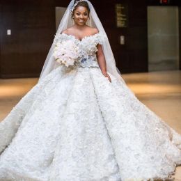 Dresses Gorgeous Plus Size Wedding Dresses Long Off The Shoulder Handmade 3D Lace Flowers African Lace Dress Beach Bridal Gowns