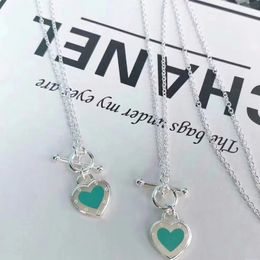 Brand Heart Damen Designer hochwertiger Edelstahl Anhänger Halskette Schmuckgeschenke