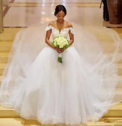 Chapel Train Plus Size Wedding Dresses Off The Shoulder Tulle Appliques Back Lace Up African Wedding Gowns A Line Cheap Bridal Dre7758724