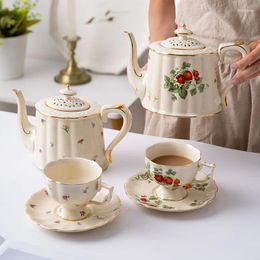 Cups Saucers European Style Coffee Cup Porcelain Gold Beautiful Tea Mugs Ceramic Reusable Strawberry Copo Mug For BD50BD
